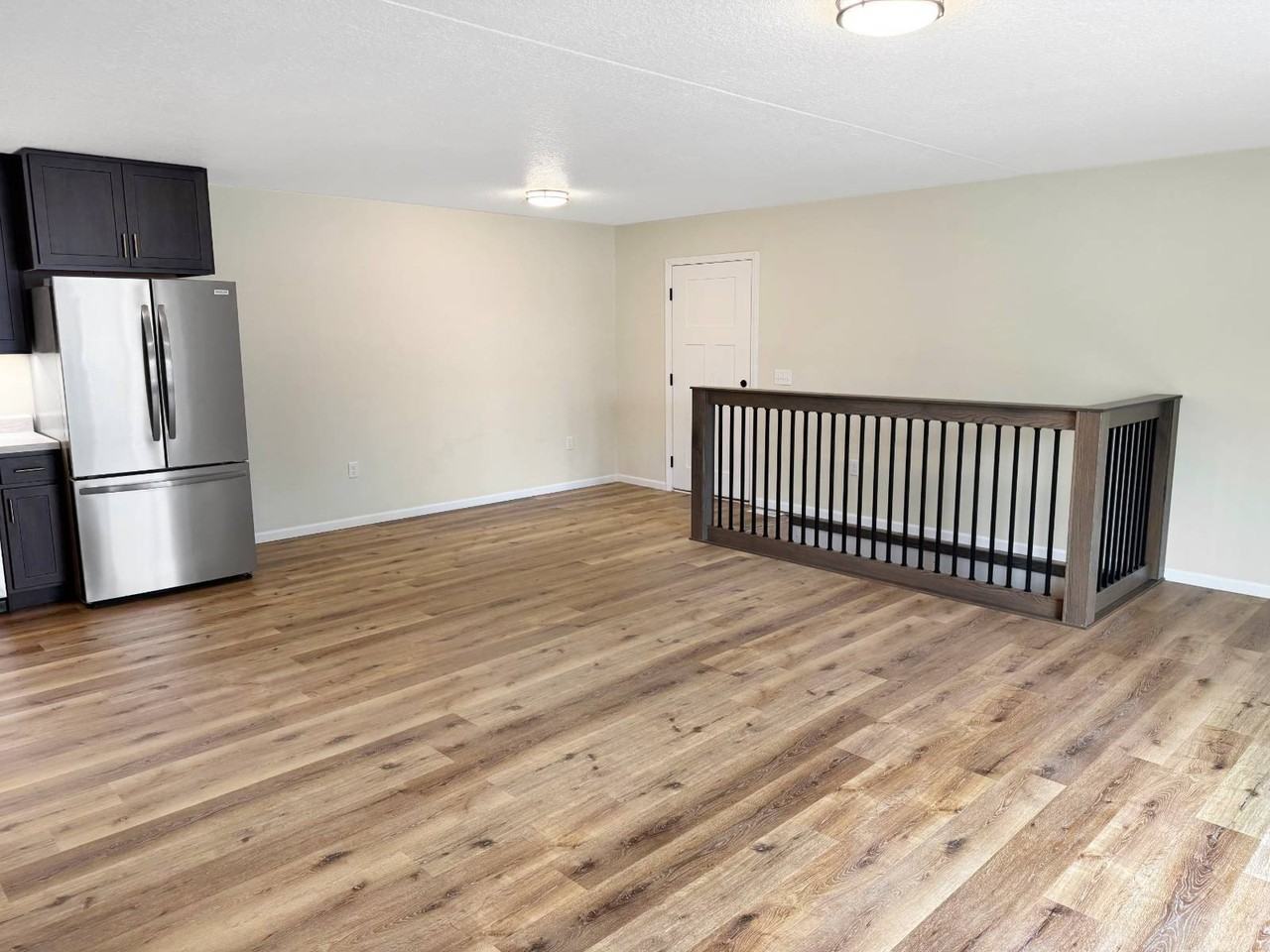 119 W Murdock St - Photo 4 of 16
