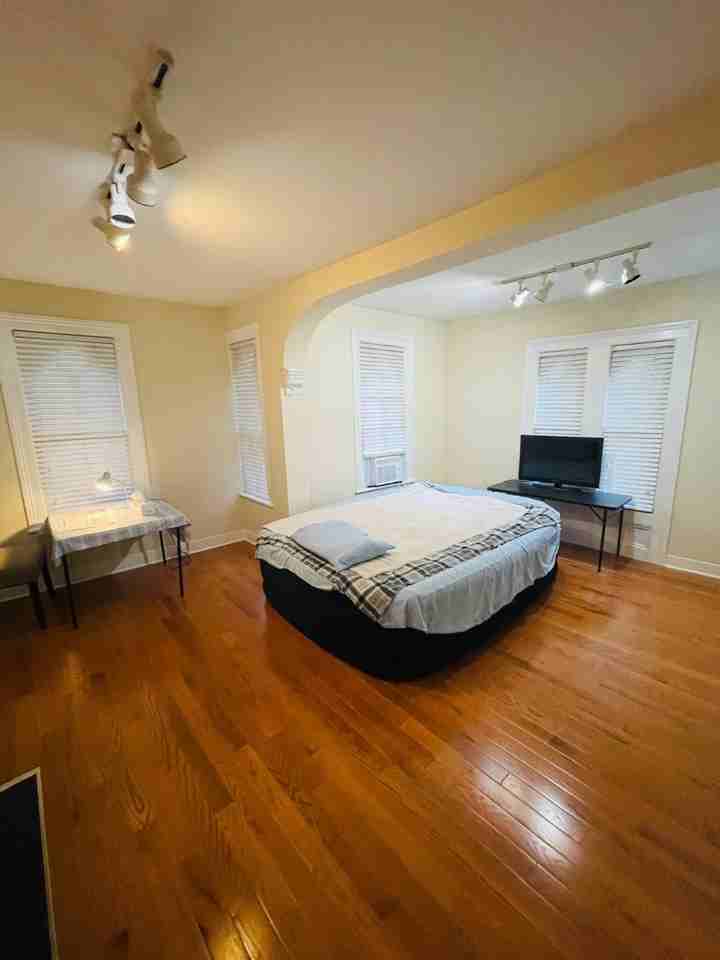 82 Fairview Pl - Photo 2 of 9