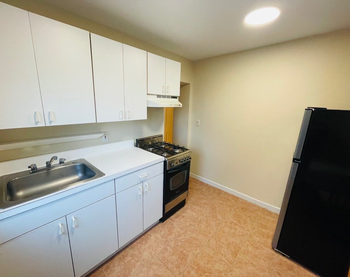 82 Fairview Pl - Photo 6 of 9