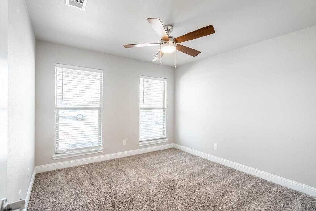 8902 Wagon Way - Photo 5 of 24