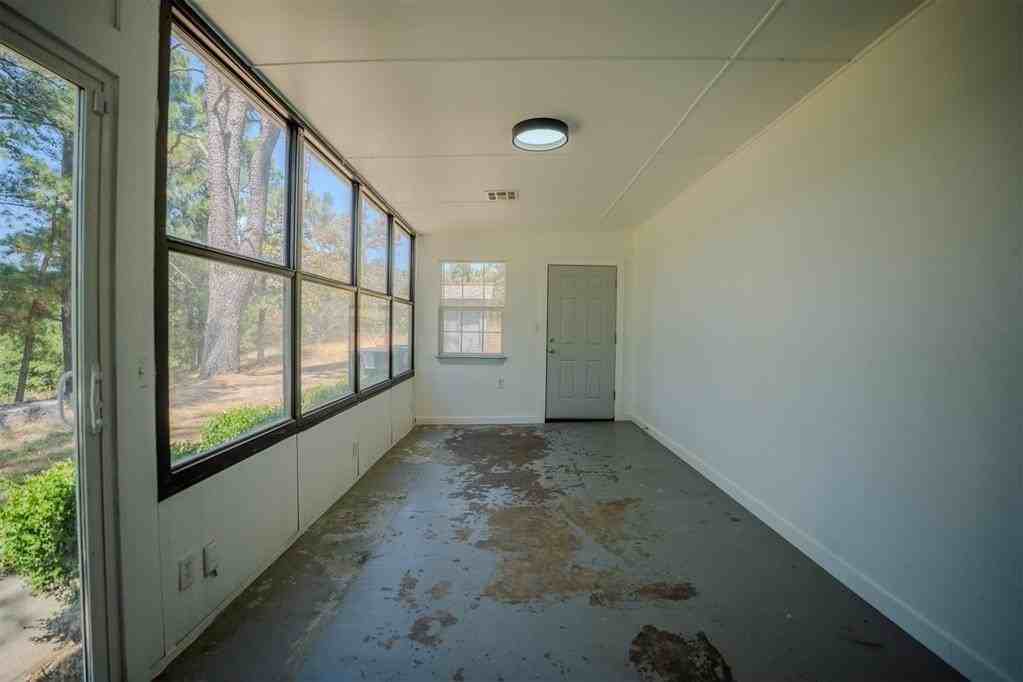 5617 S Indian Meridian - Photo 3 of 21