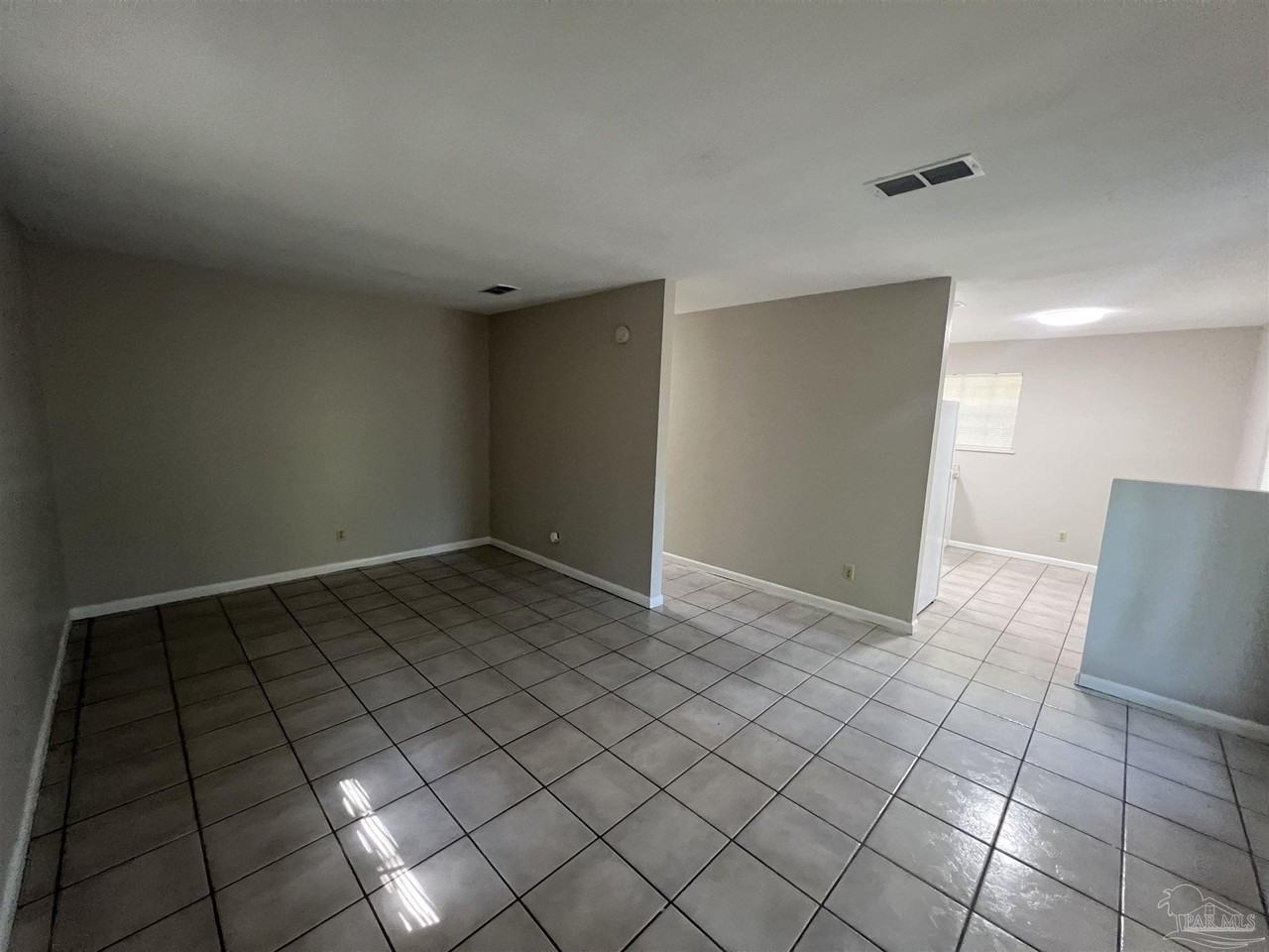 5859 Mapleton St - Photo 5 of 19