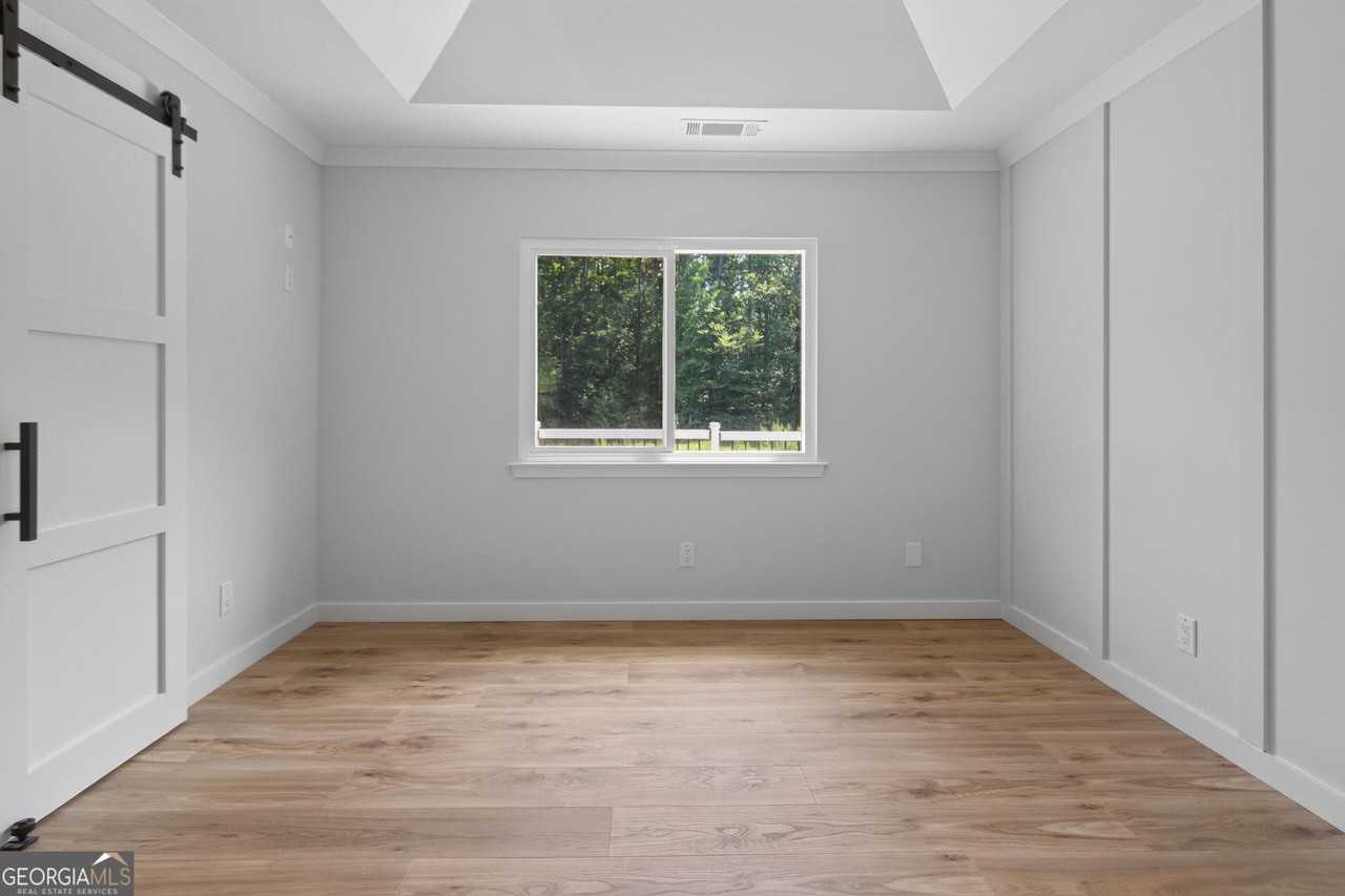 164 Goodman Dr - Photo 7 of 22