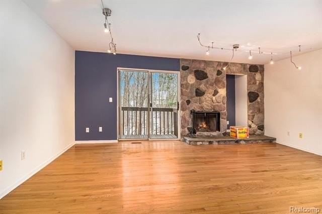 230 Lyn Anne Ct - Photo 5 of 17