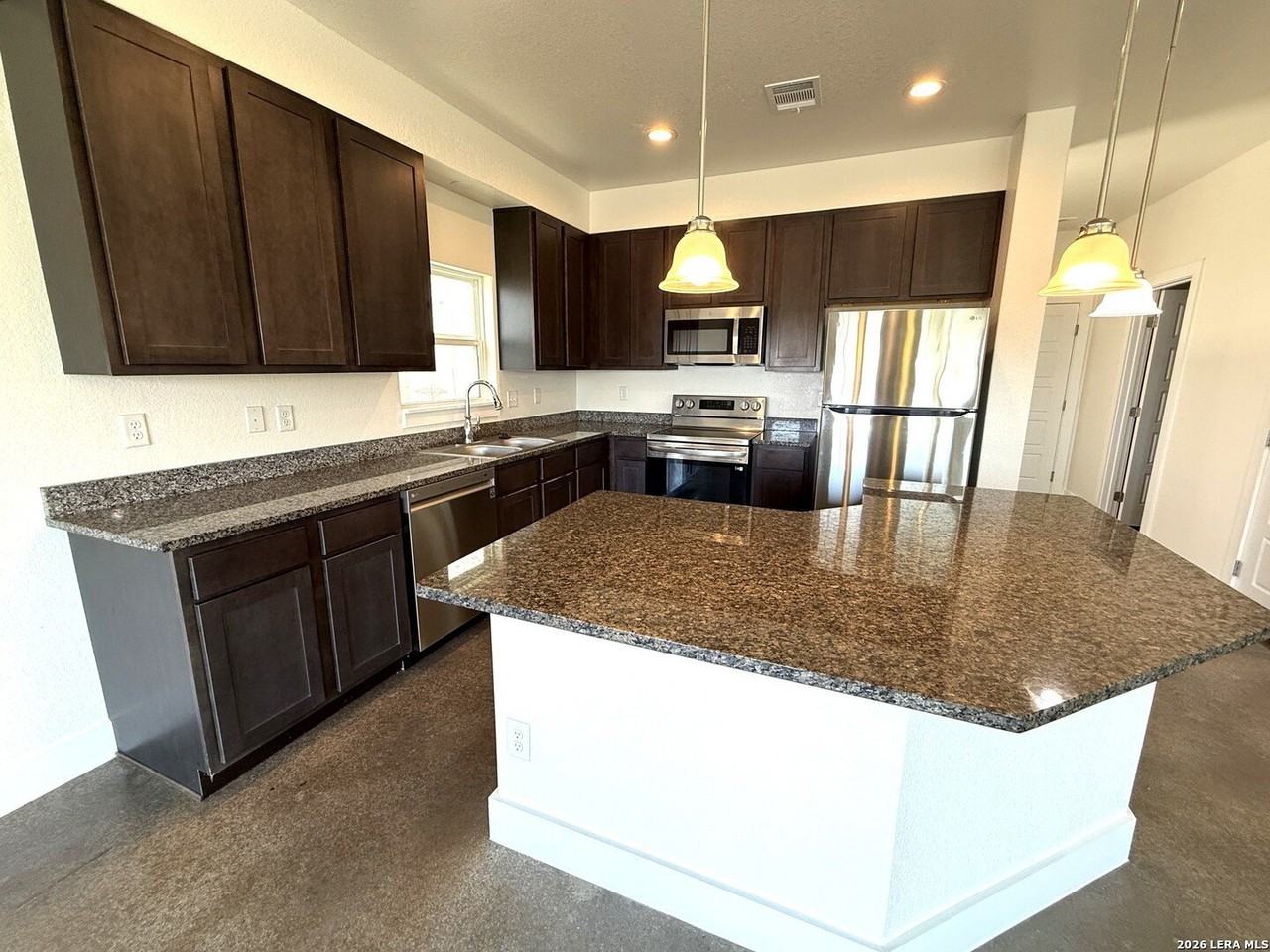 236 Sapphire #401 - Photo 5 of 22