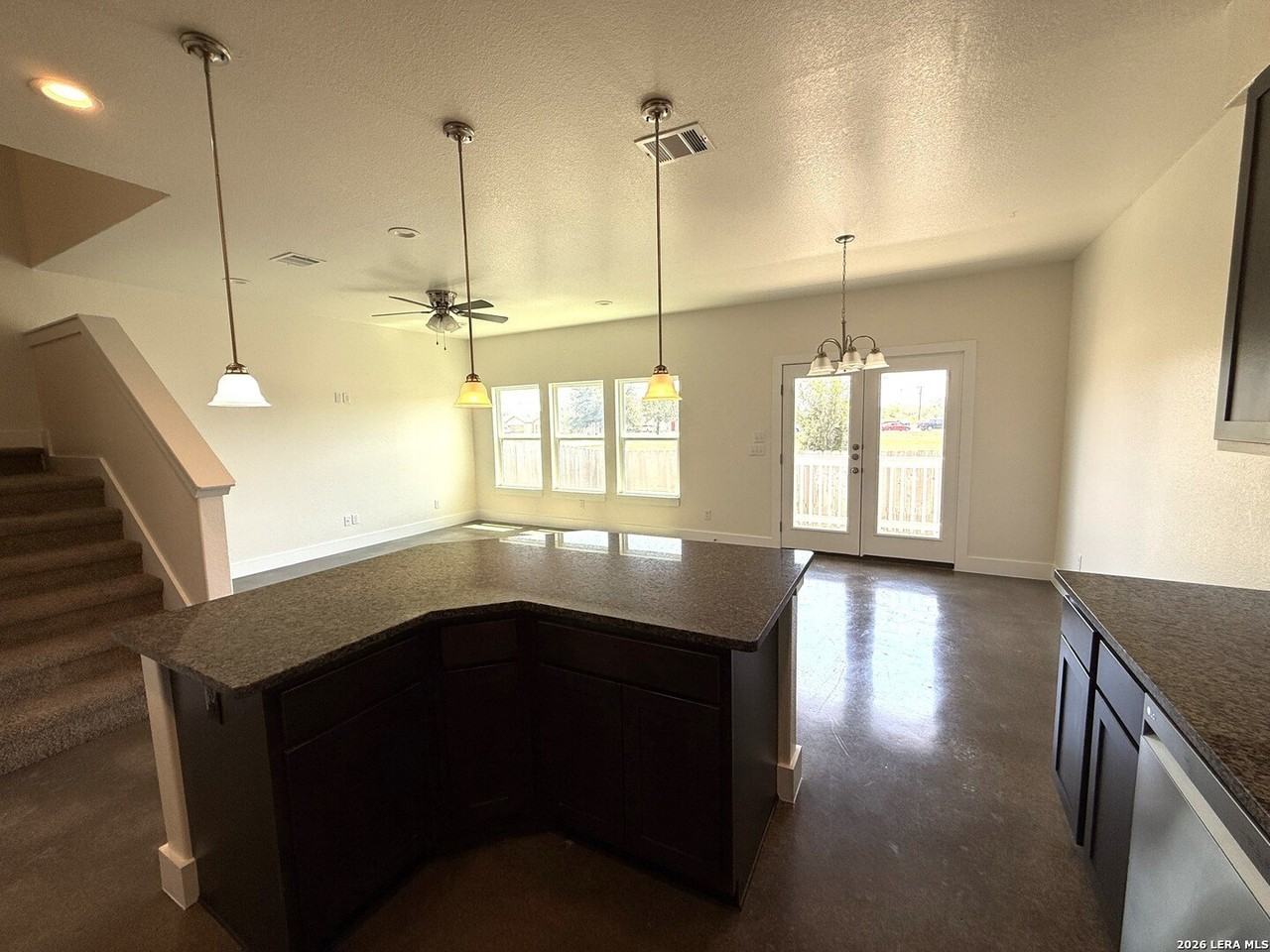 236 Sapphire #401 - Photo 7 of 22