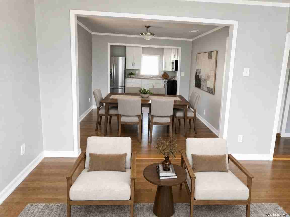 417 E Huff Ave - Photo 3 of 30