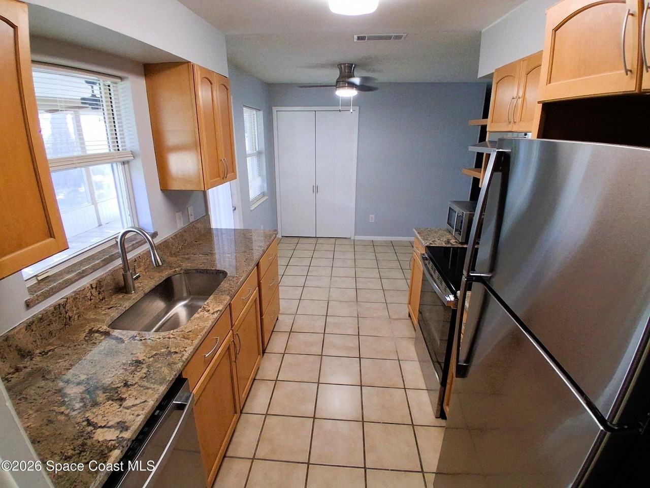 500 Sylvia Rd - Photo 4 of 26