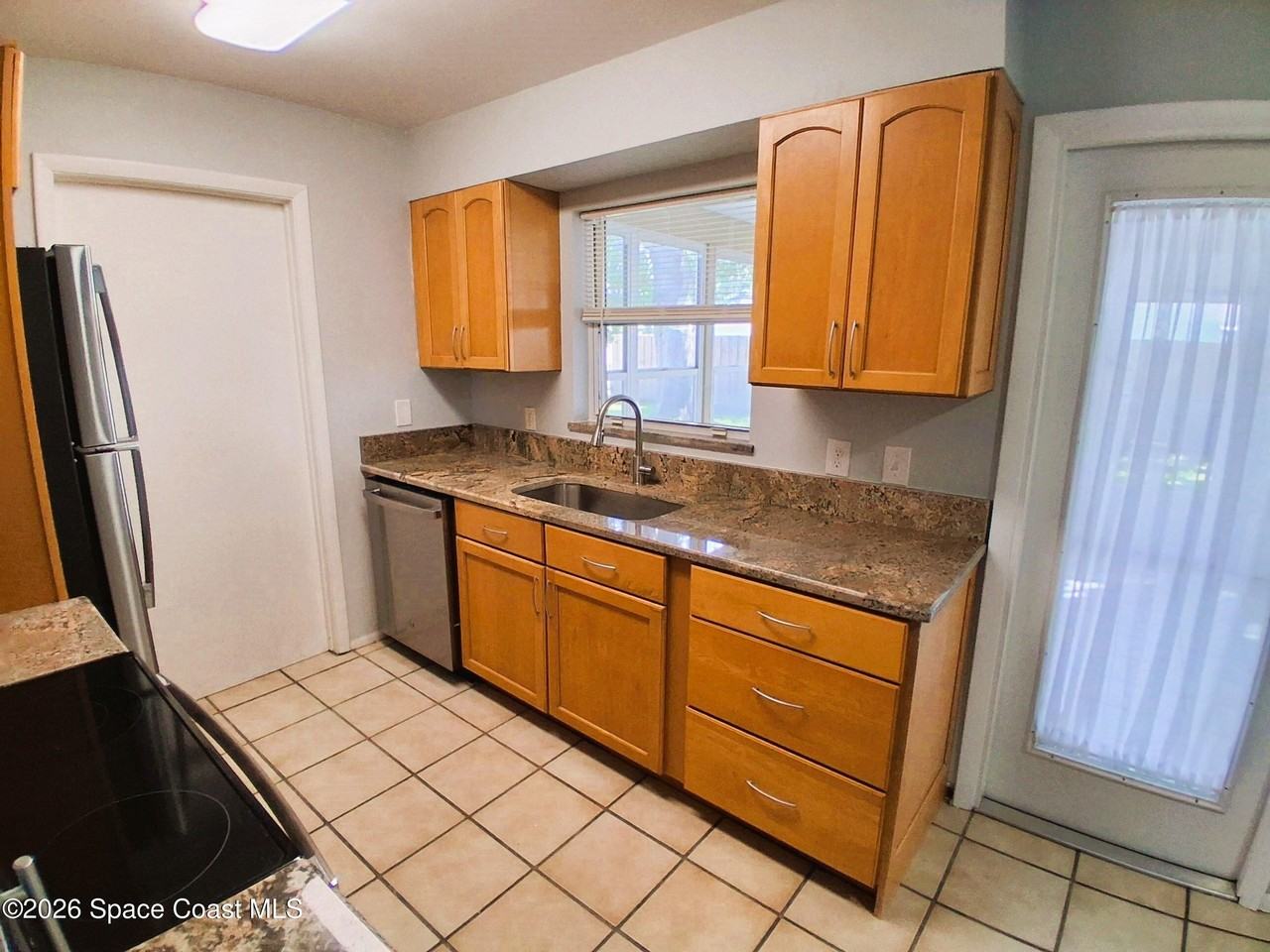 500 Sylvia Rd - Photo 5 of 26