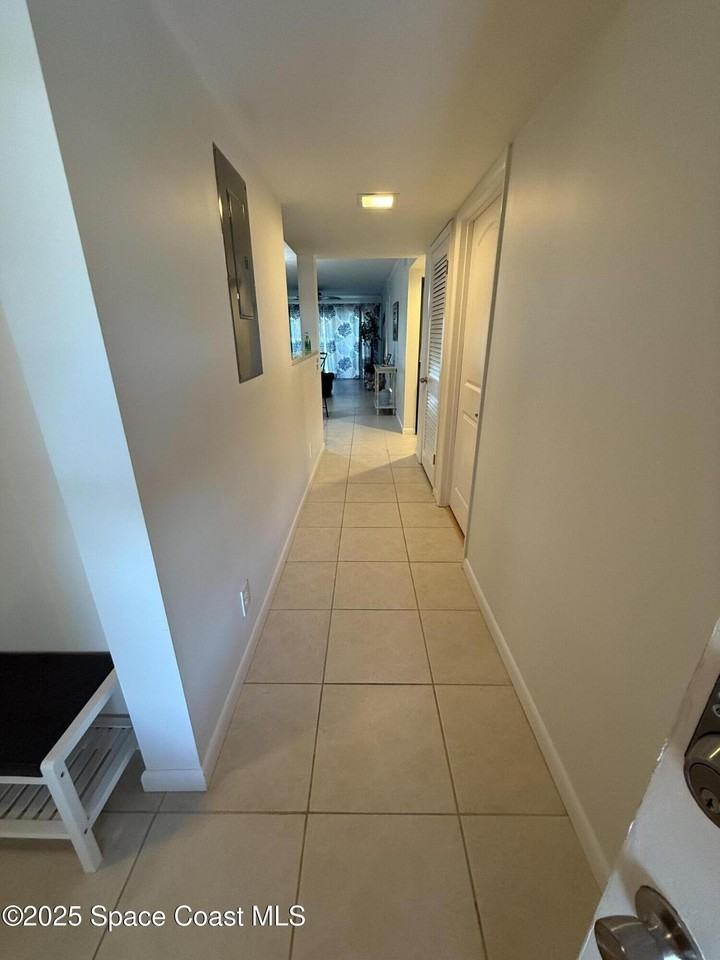 301 S Miramar Ave #304 - Photo 3 of 11