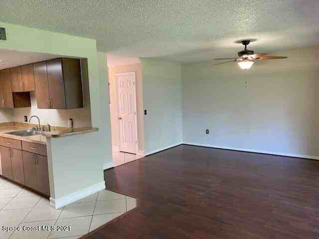 281 Current Dr #3-13 - Photo 5 of 17