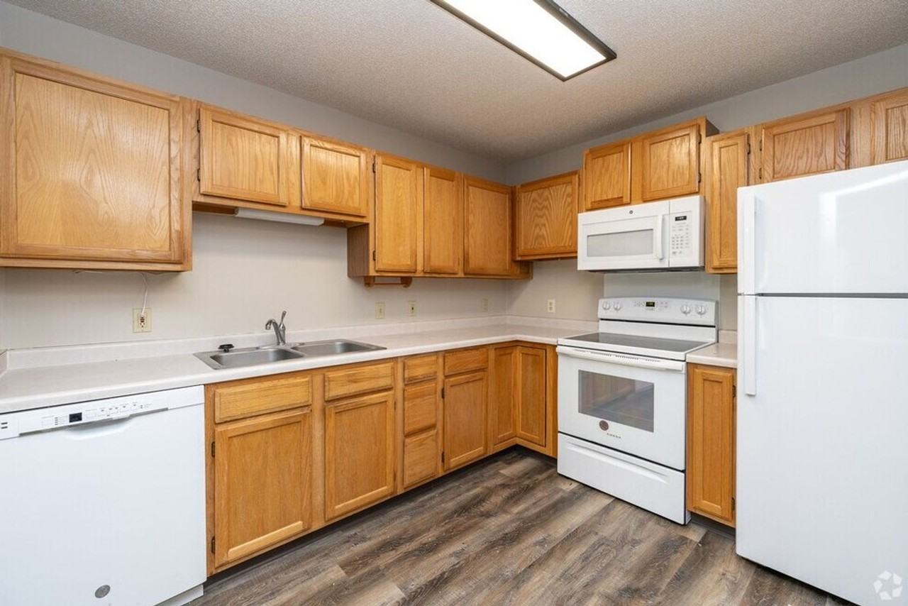 Trails Edge Apartments - Photo 2 of 10