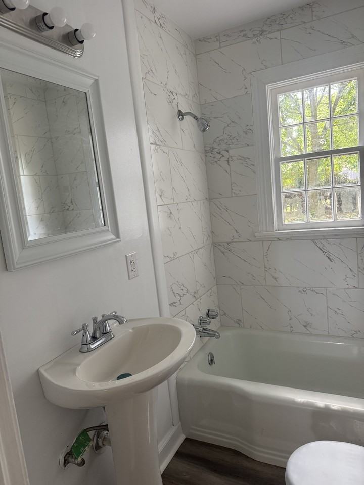 132 S 11th Ave #1 - Photo 2 of 13