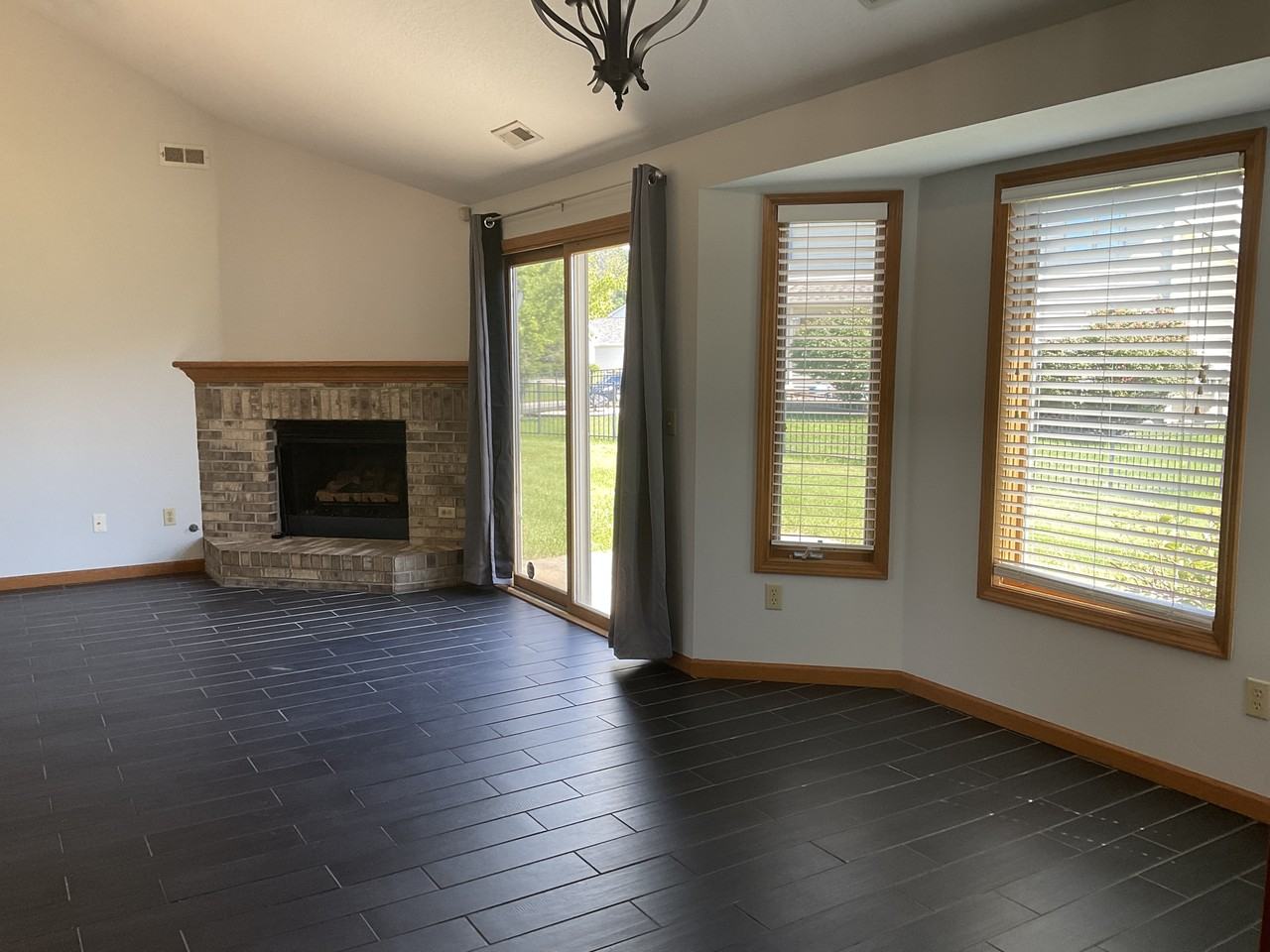 2607 Sassafras Cv #1 - Photo 5 of 17