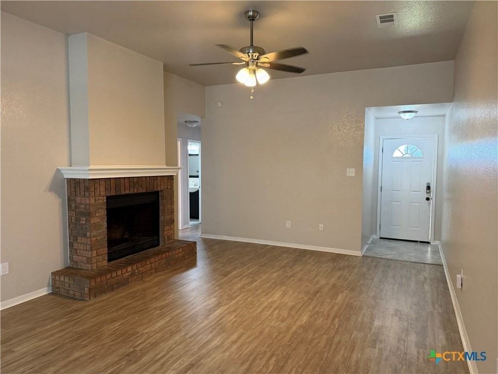 916 Whirlaway Dr - Photo 4 of 19