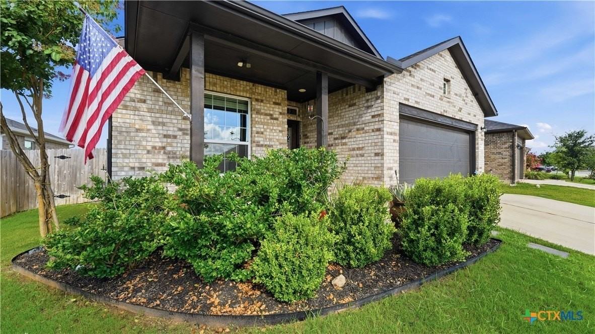 968 Blue Oak Blvd - Photo 2 of 26