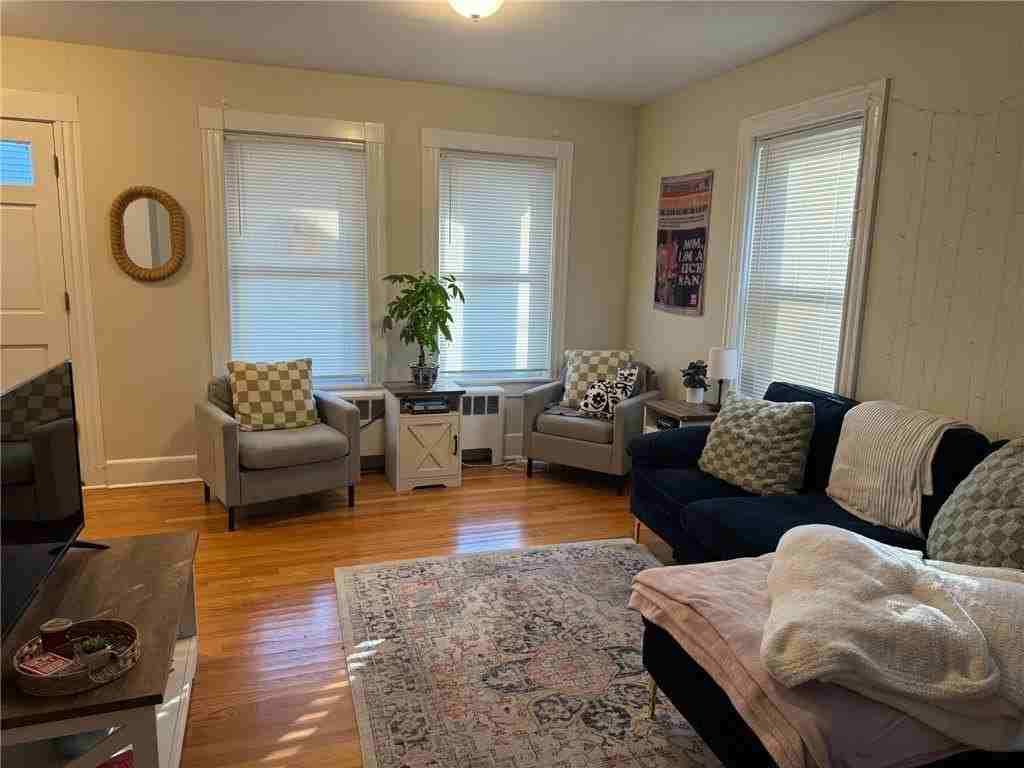 46 William St #1 - Photo 2 of 17