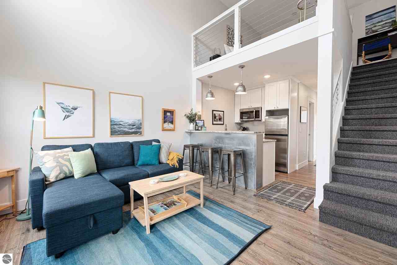 502 Hastings St - Photo 7 of 25