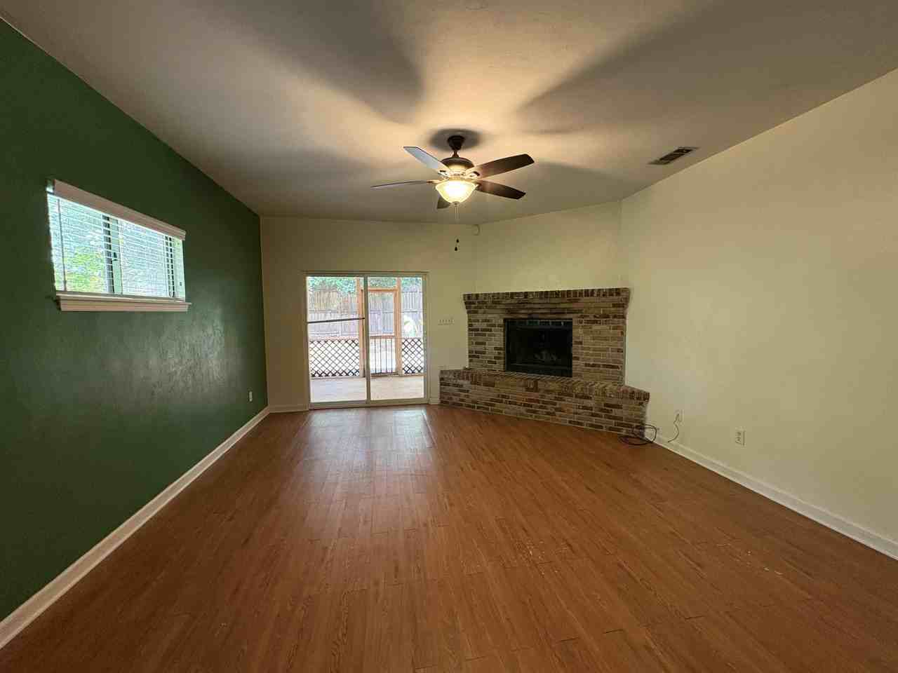 2552 Panther Creek Rd - Photo 3 of 30