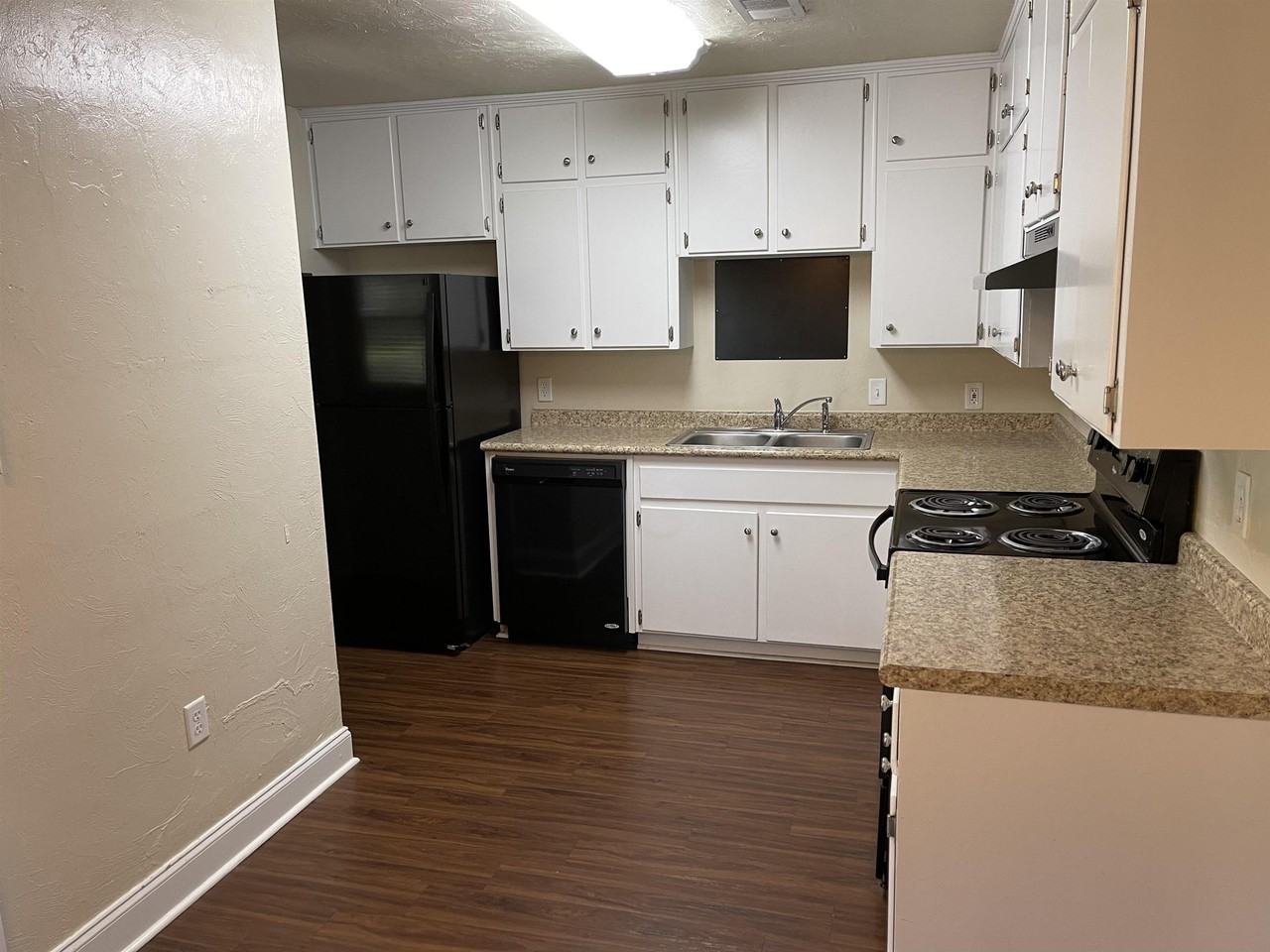 2626 Old Bainbridge Rd #C - Photo 4 of 15