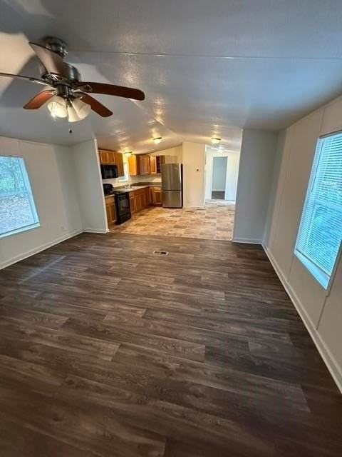 1427 Rita Rd - Photo 3 of 12