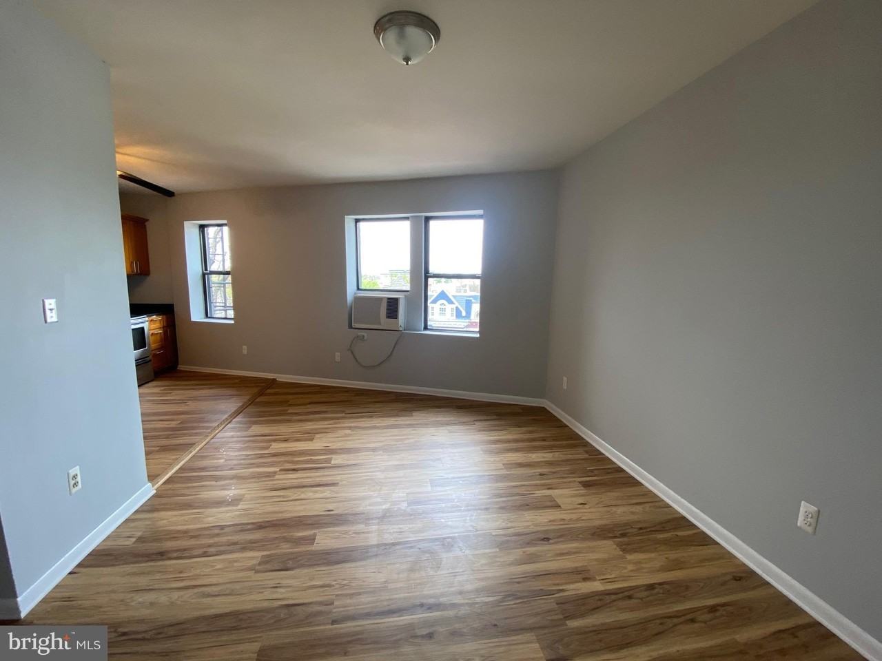 5 Rhode Island Ave Nw #403 - Photo 2 of 19