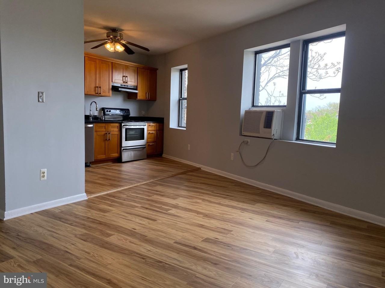 5 Rhode Island Ave Nw #403 - Photo 3 of 19