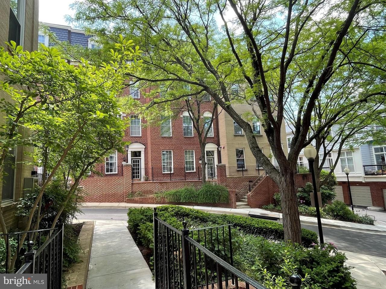 1903 Kalorama Pl Nw #1021 - Photo 3 of 27
