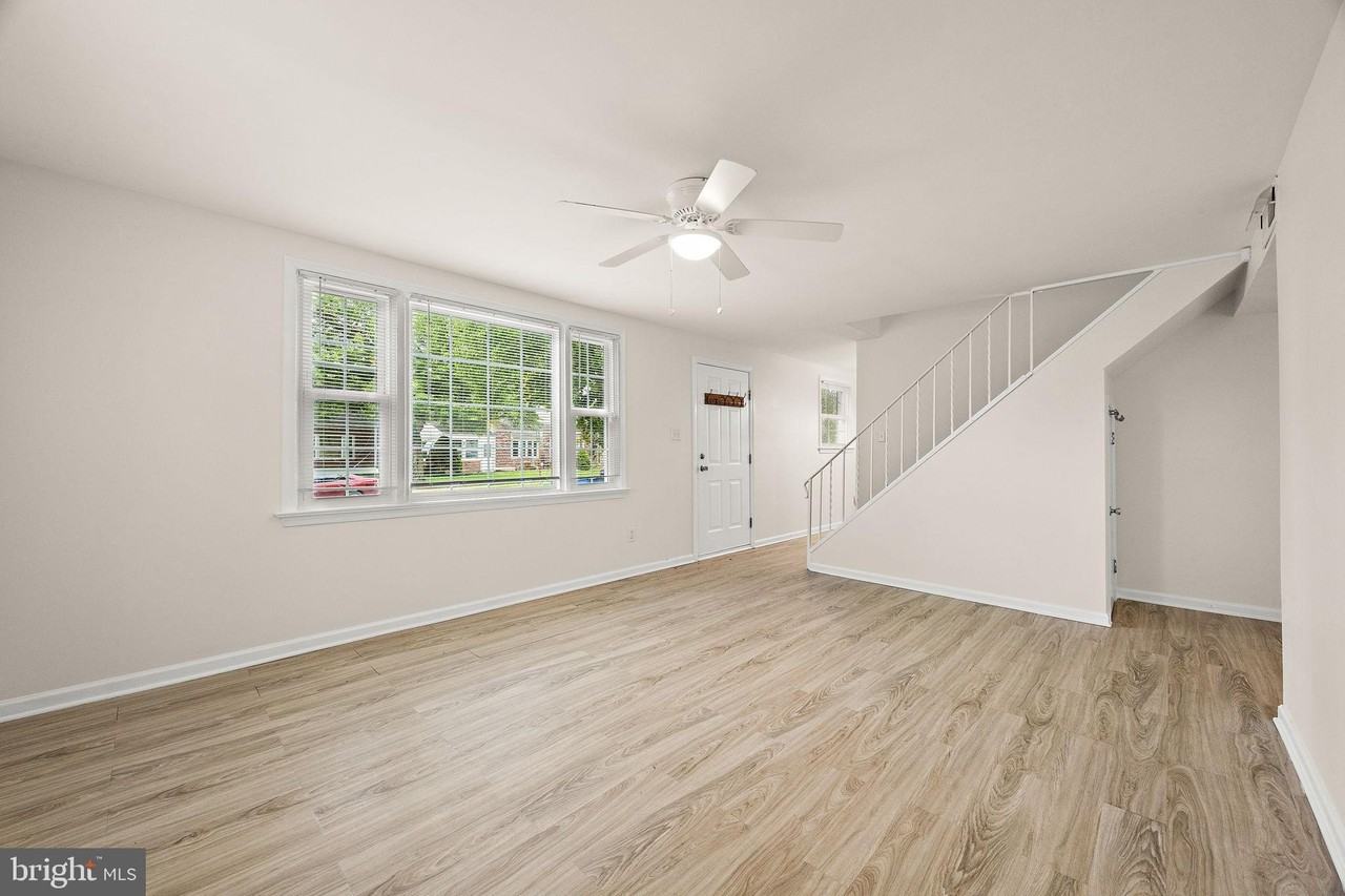 112 Vilone Rd - Photo 2 of 17