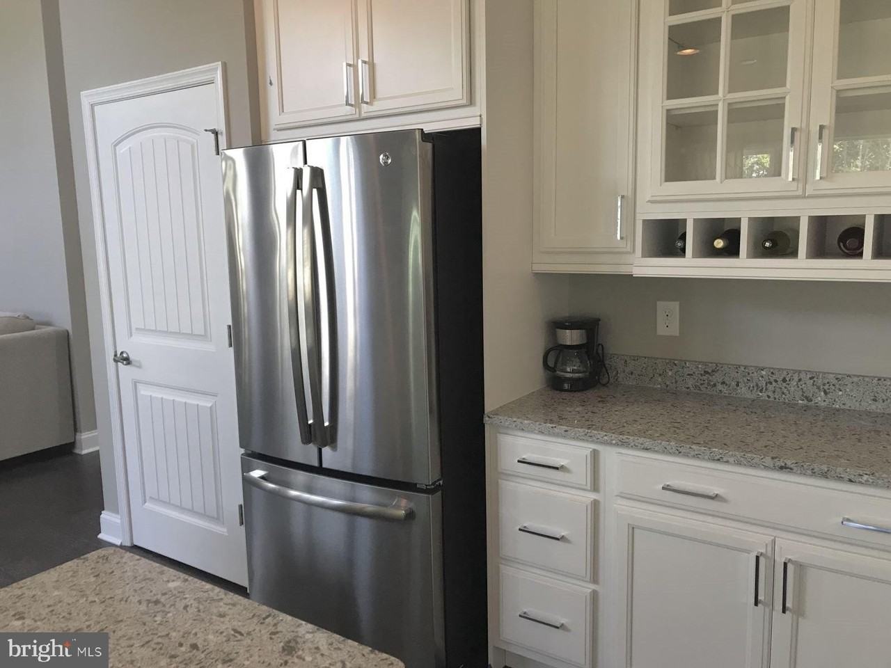 16285 Rockport Dr - Photo 5 of 41