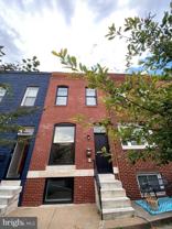 219 S Clinton St - Photo 1 of 1