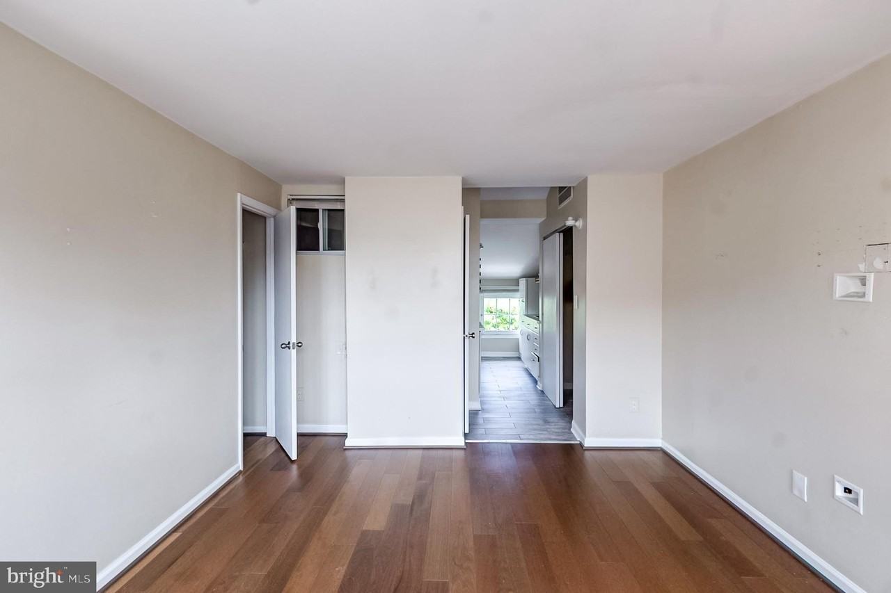 13 E Henrietta St - Photo 3 of 33