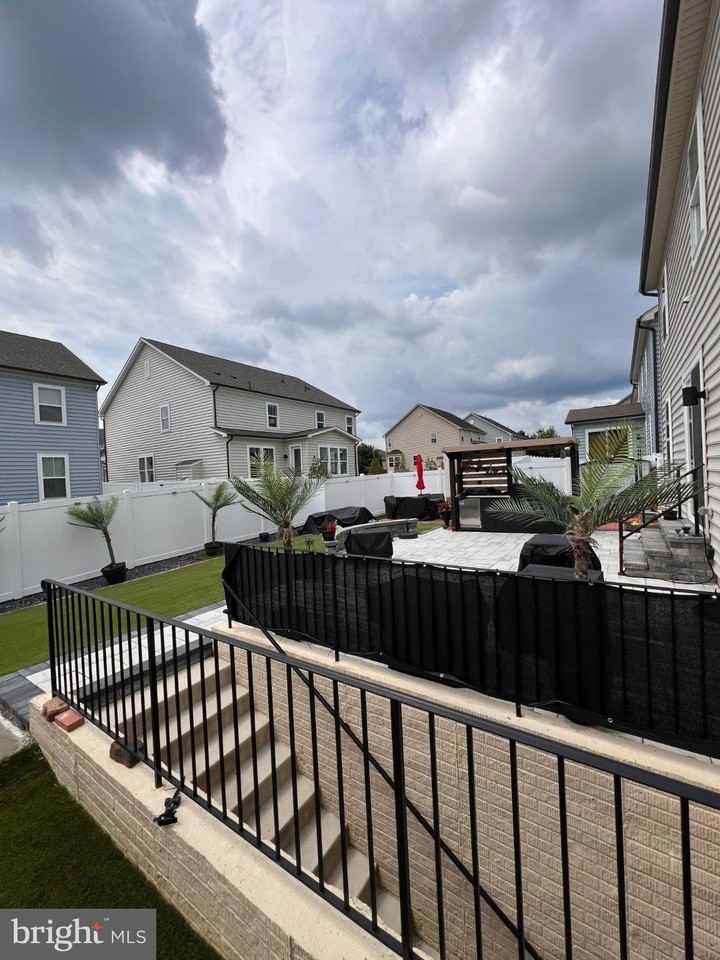 9867 Selkie Ln - Photo 4 of 30