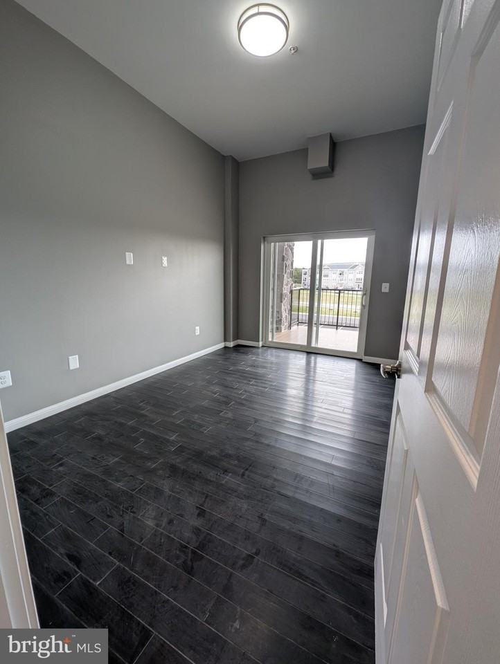 53 Liberty Rd - Photo 4 of 9