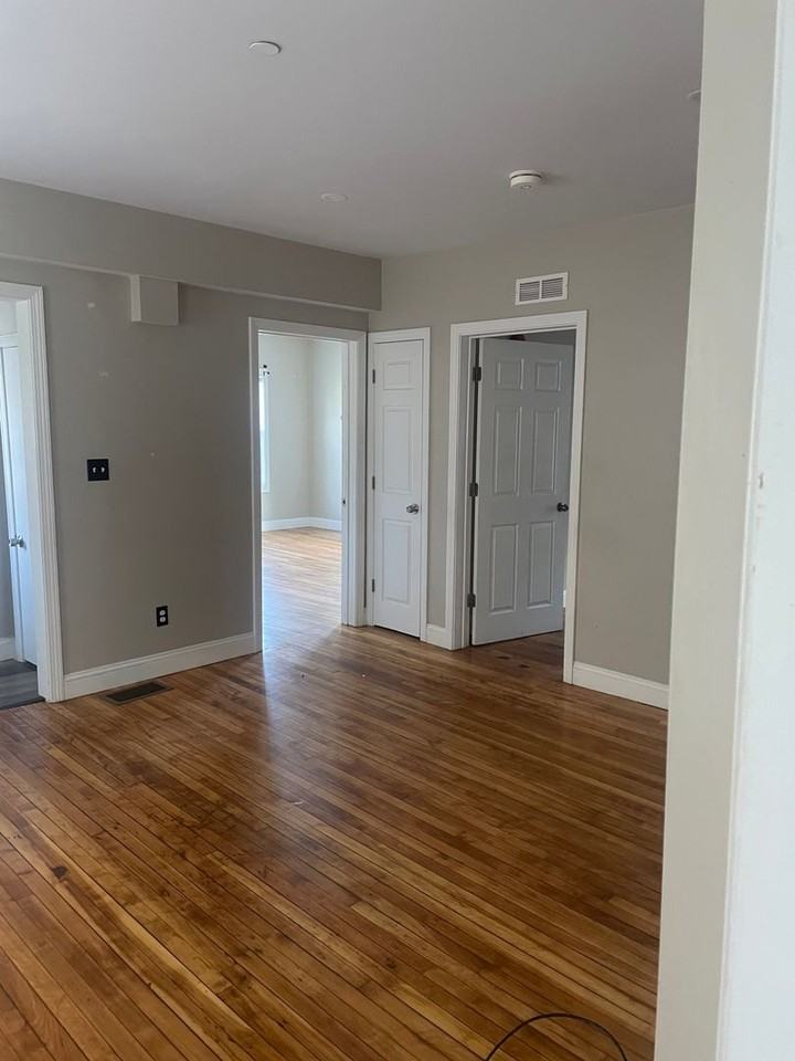 52 Myrtle Ave - Photo 3 of 35