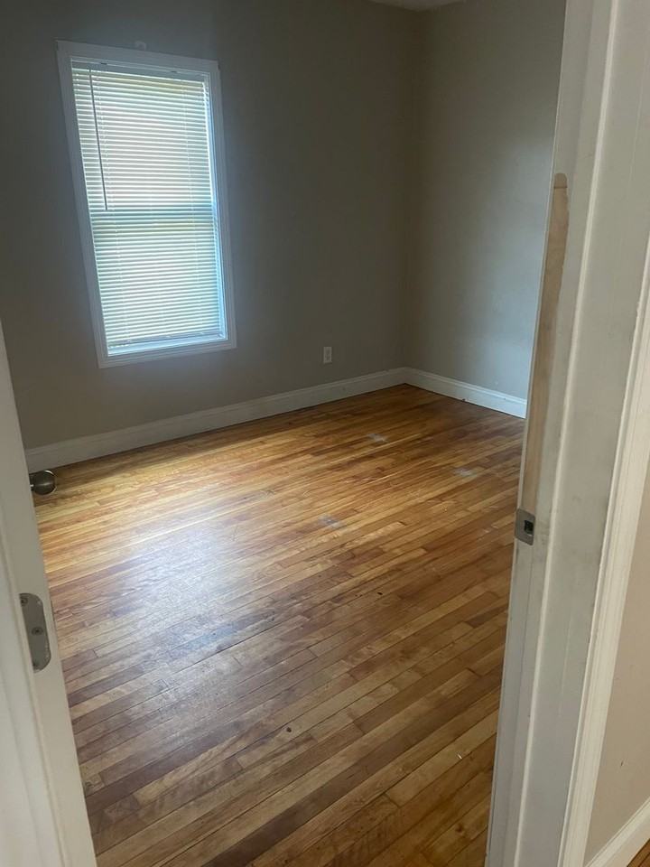 52 Myrtle Ave - Photo 4 of 35