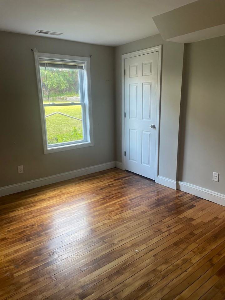 52 Myrtle Ave - Photo 5 of 35