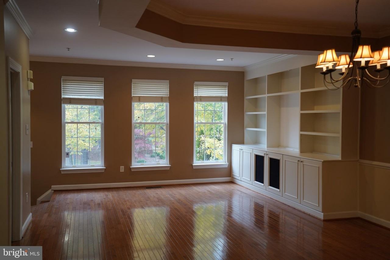 60 Calabash Ct - Photo 3 of 25