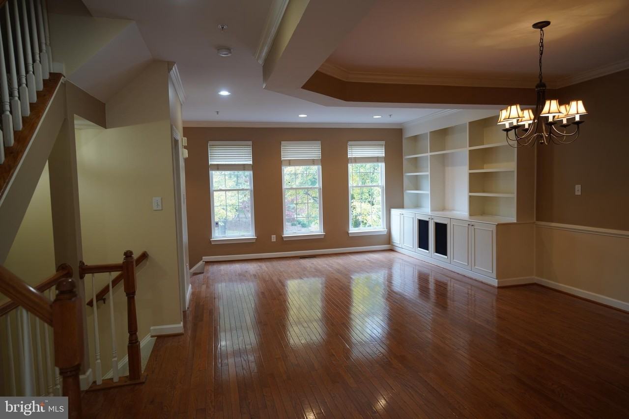 60 Calabash Ct - Photo 4 of 25