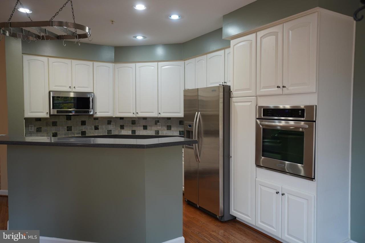 60 Calabash Ct - Photo 6 of 25