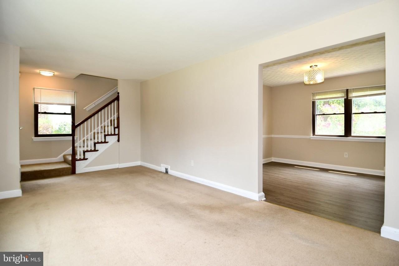 9607 Dilston Rd - Photo 5 of 37