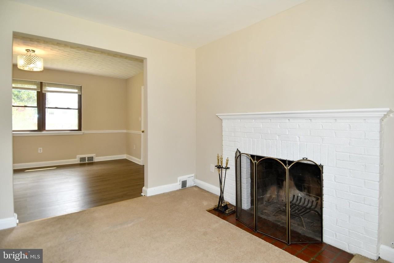 9607 Dilston Rd - Photo 6 of 37