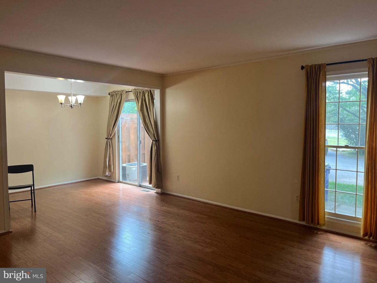 39 Triple Crown Ct - Photo 5 of 12