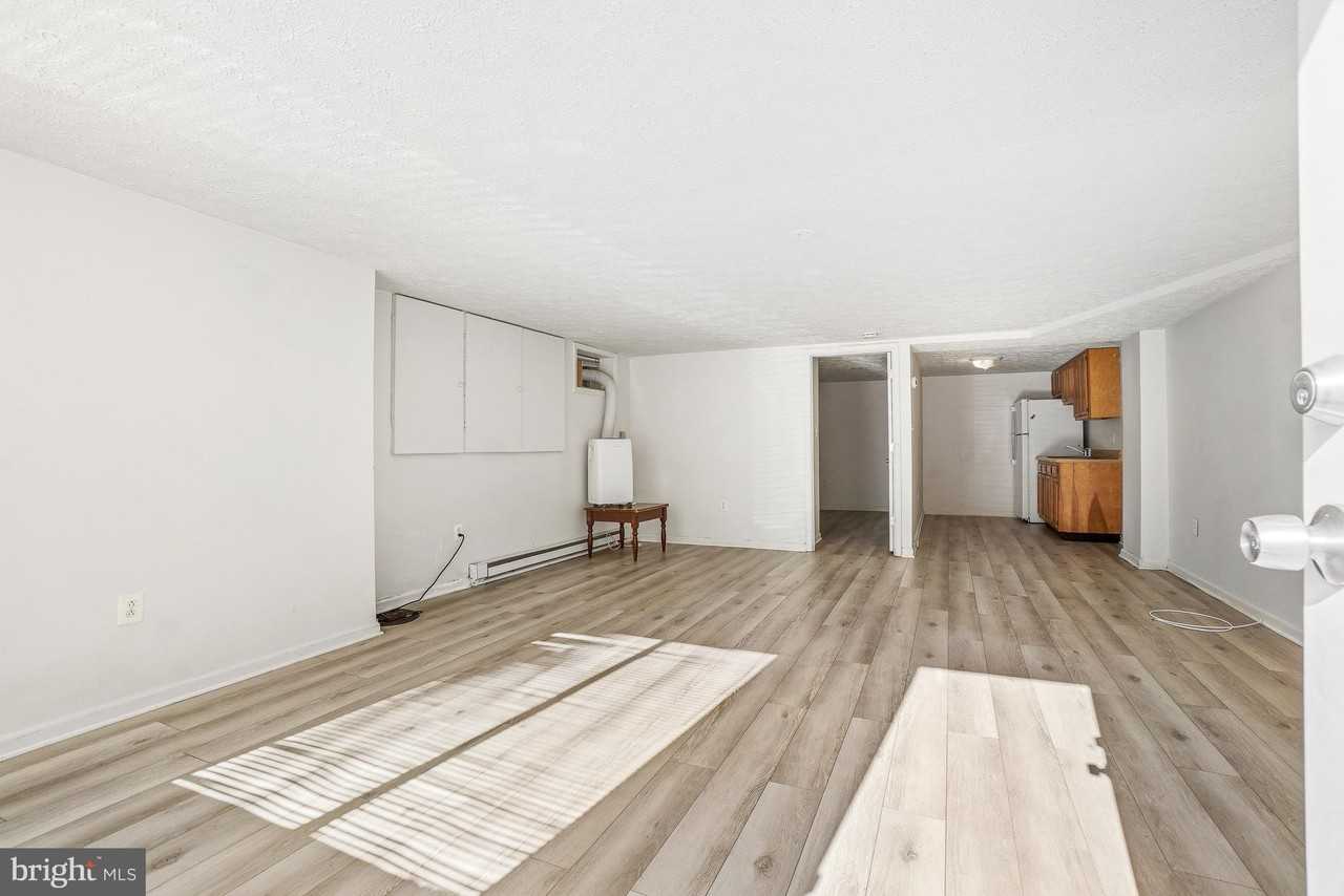 6120 41st Ave #3 - Photo 3 of 24