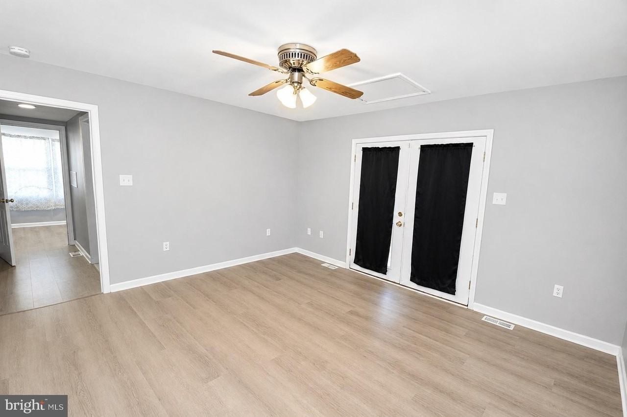 846 Oakland Ave - Photo 6 of 14