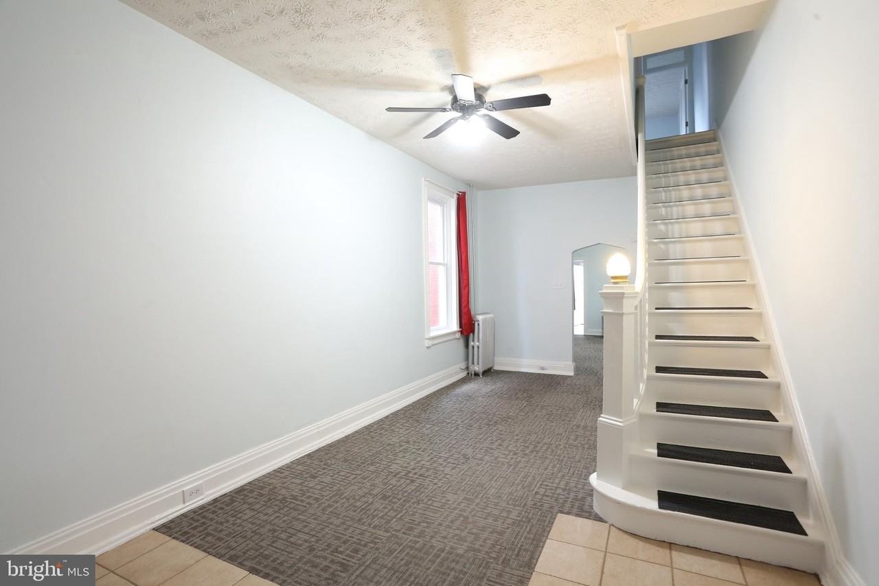 314 S 16th St - Photo 3 of 21