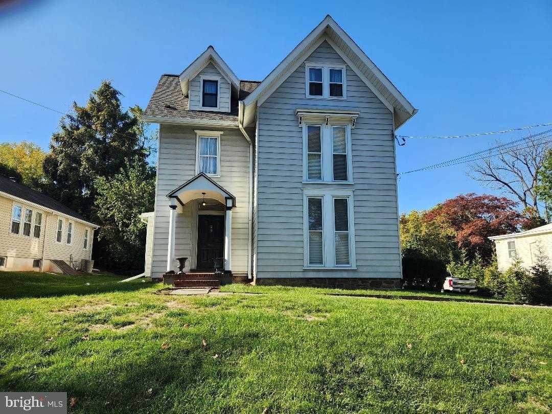 20 W College Ave #2