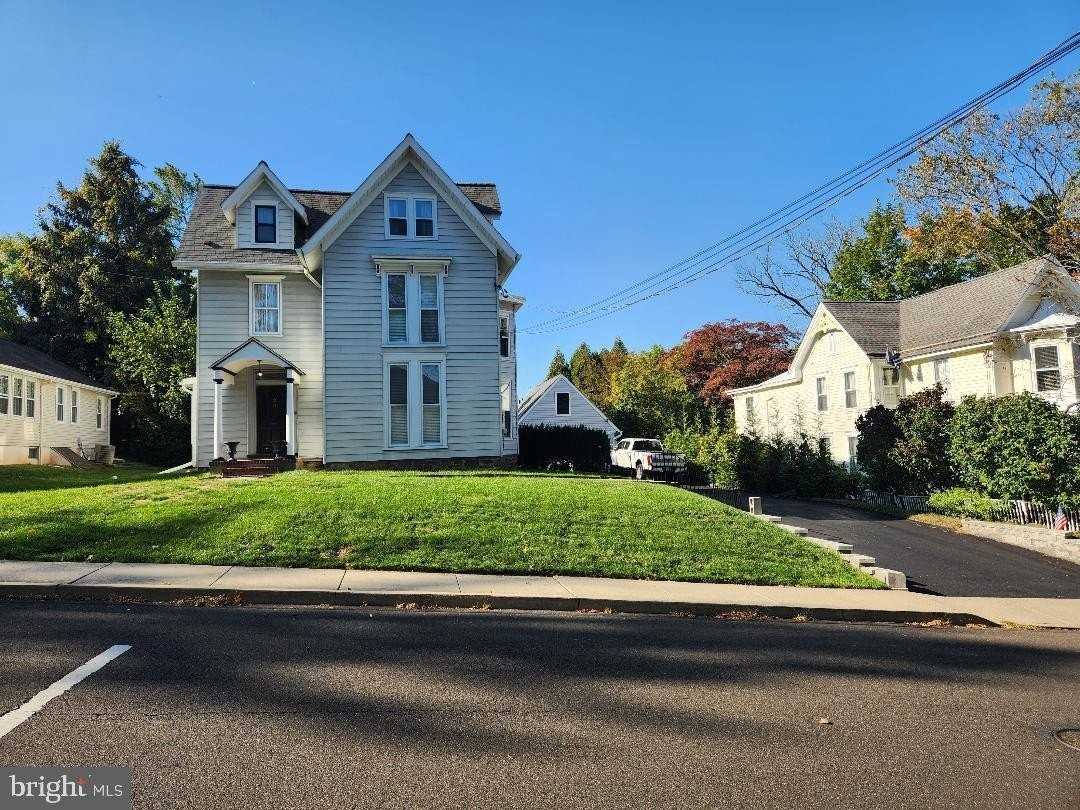 20 W College Ave #2 - Photo 2 of 15