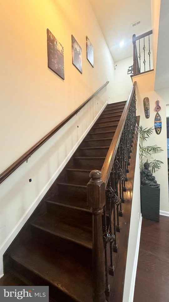 729 Sun Valley Ct - Photo 3 of 21