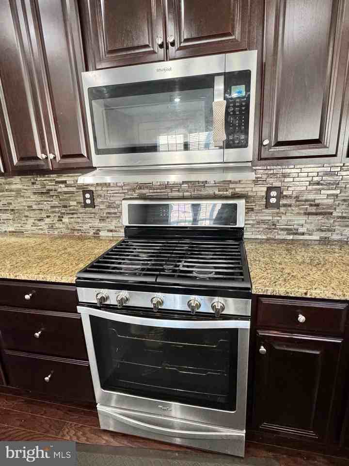 729 Sun Valley Ct - Photo 5 of 21
